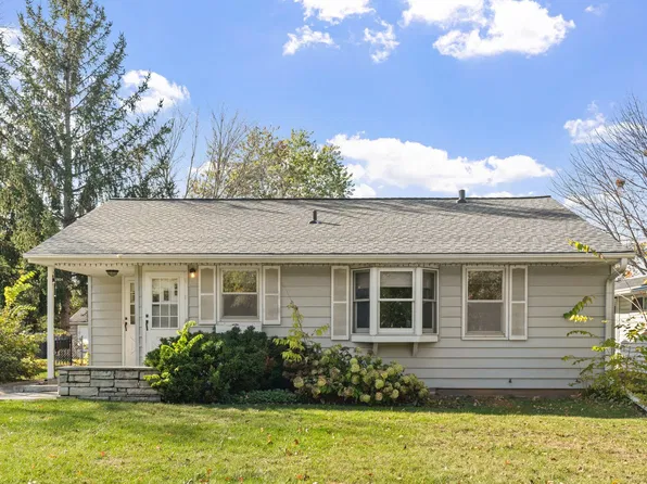 5904 Queen Ave S, Minneapolis, MN 55410