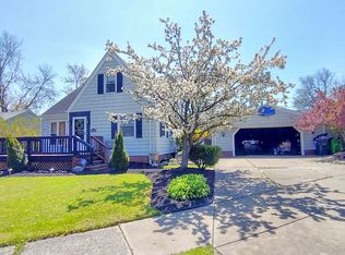 12612 Oakview Blvd, Garfield Heights, OH 44125