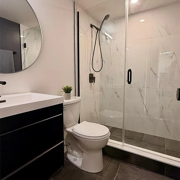 111 Riverside Dr E #215 — Photo 11