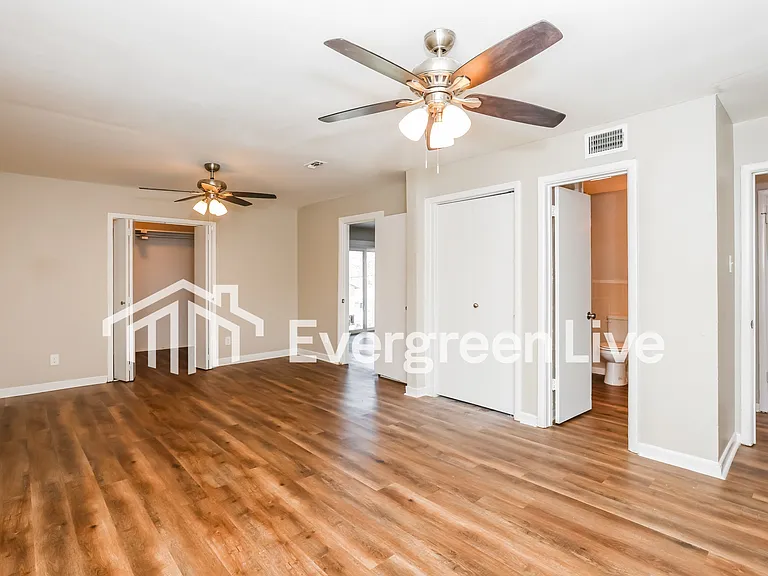 12125 Schroeder Rd — Photo 6