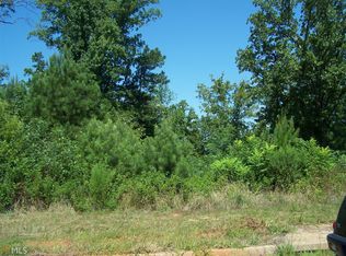 40 Stewart Glen Dr, Covington, GA 30014