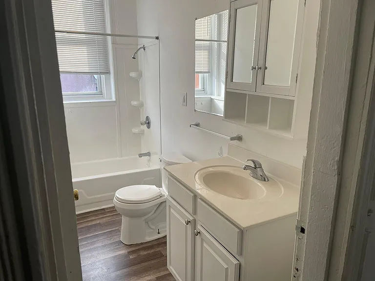 400 N 41st St #1R — Photo 7