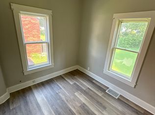2017 Washington Ave APT B, Alton, IL 62002