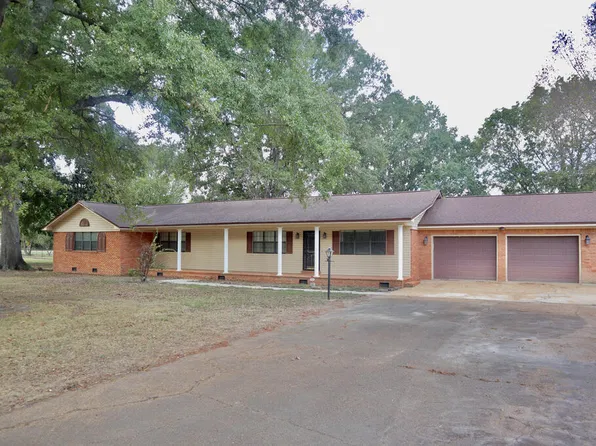 2865 Curtis Locke Station Rd, Batesville, MS 38606