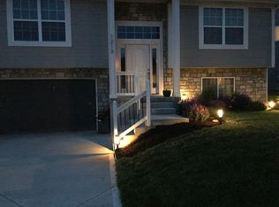 1213 Mesa Dr, Belton, MO 64012