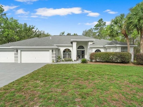 70 Oak Village Blvd S