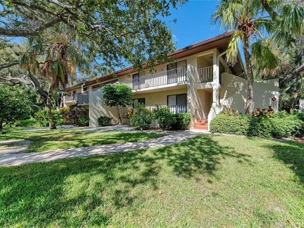 3902 Mourning Dove Dr APT 235, Bradenton, FL 34210