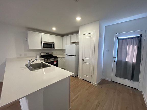 2nd image of 3032 Andiamo Ln