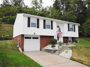 716 Blueberry St, West Mifflin, PA