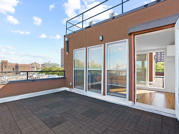 3rd image of 229 W 131st St #2