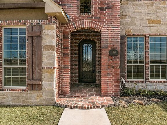 3rd image of 7901 Liberty Cir S