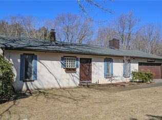 367 Log Bridge Rd, Coventry, RI 02816