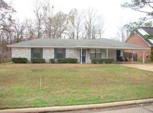 212 Spring Branch St, Lufkin, TX 75904