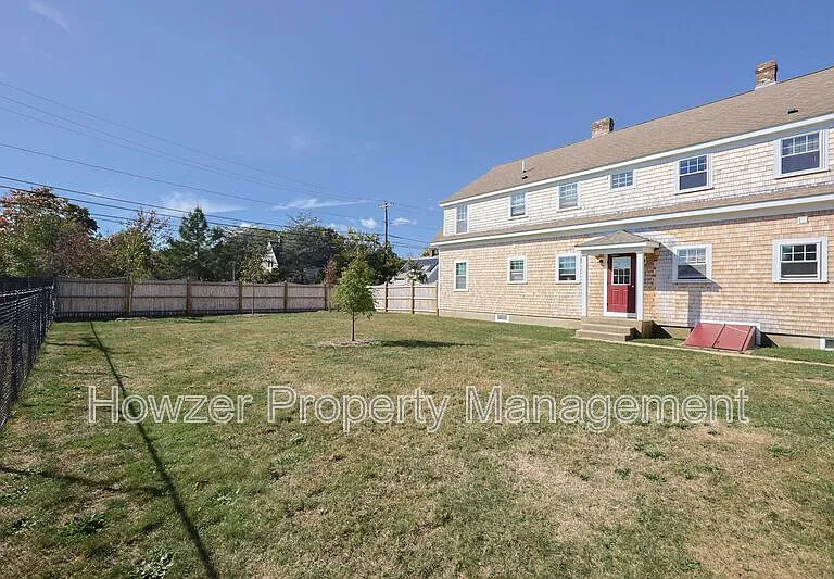 91 Louis St — Photo 30