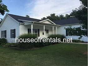 316 Schneider Street - 1 — Photo 4