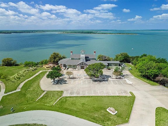 3rd image of 41038 Flagstone Cir
