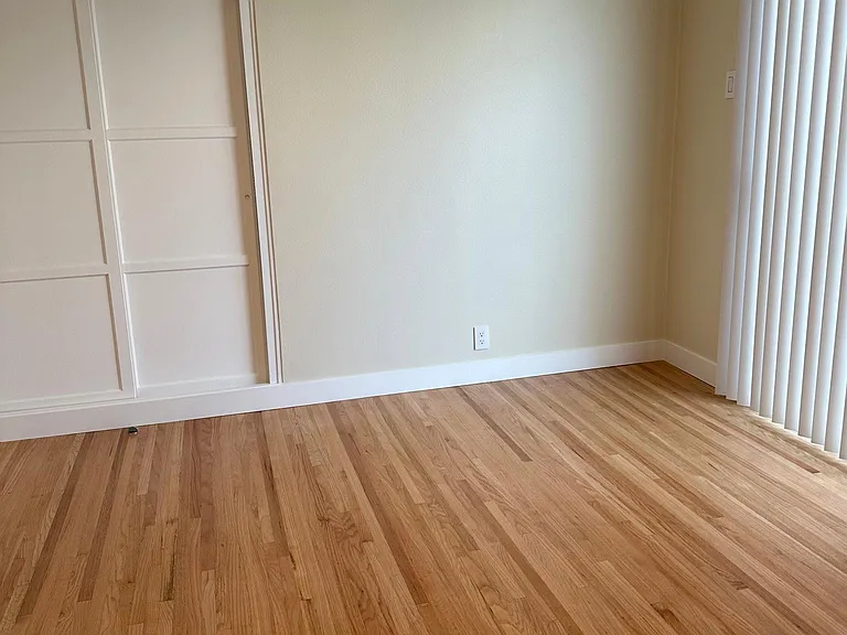 1473 Fulton Ave — Photo 22