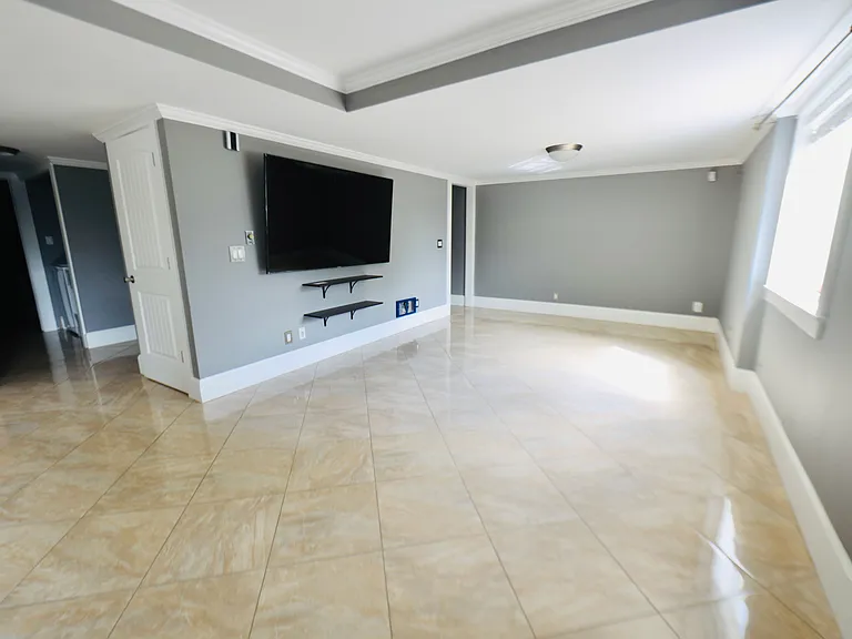 38011 Military Rd S — Photo 13