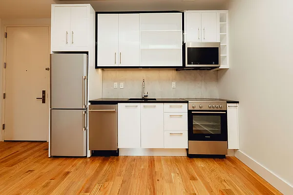 Rented by Nooklyn NYC LLC | media 37