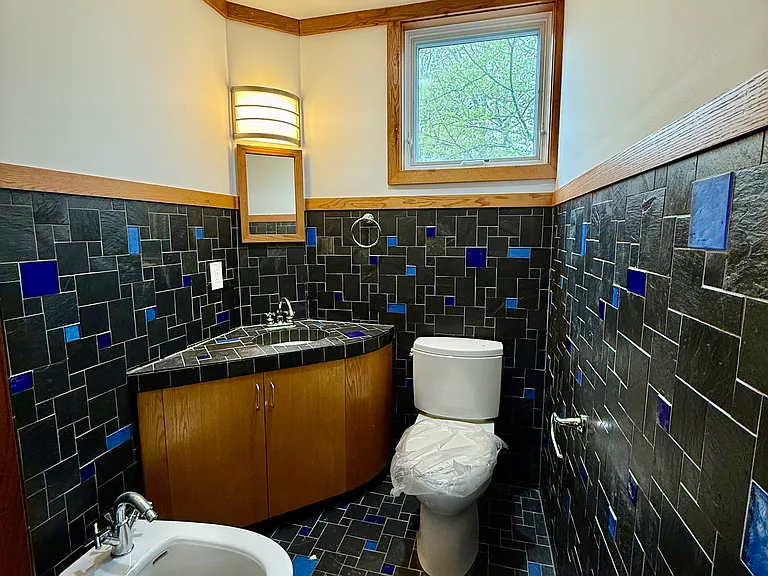 2909 Collins Ave — Photo 29