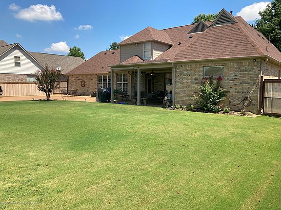5th image of 7509 Wisteria Dr