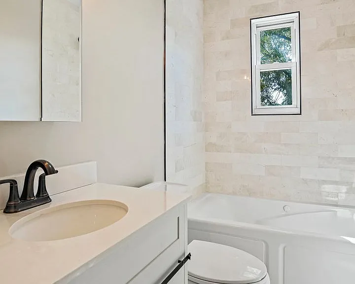 813 Hilltop Ter SE — Photo 23