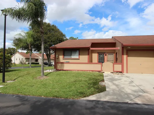 22 Walcott Dr, Boynton Beach, FL 33426