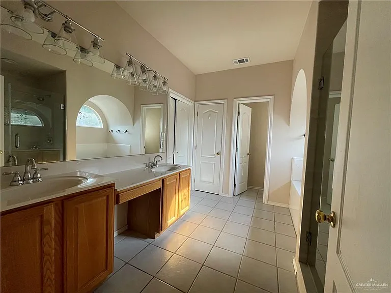 2515 Dove Ave — Photo 19