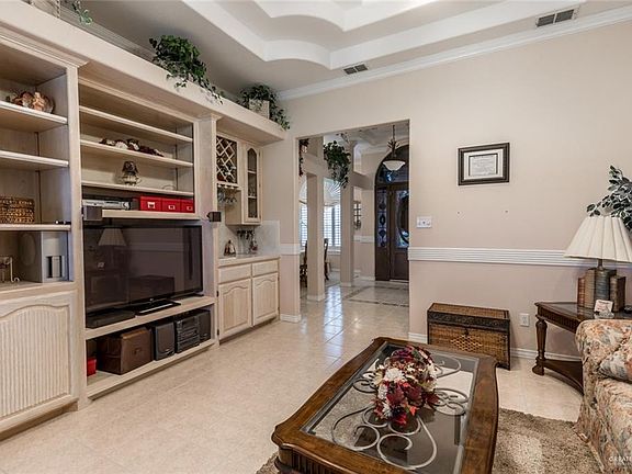 5th image of 616 Ponciana Dr