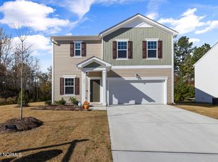 741 Mirror Pond Dr, Zebulon, NC 27597