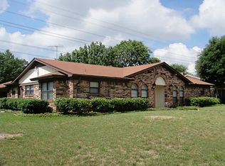 6548 Circleview Dr, Fort Worth, TX 76180