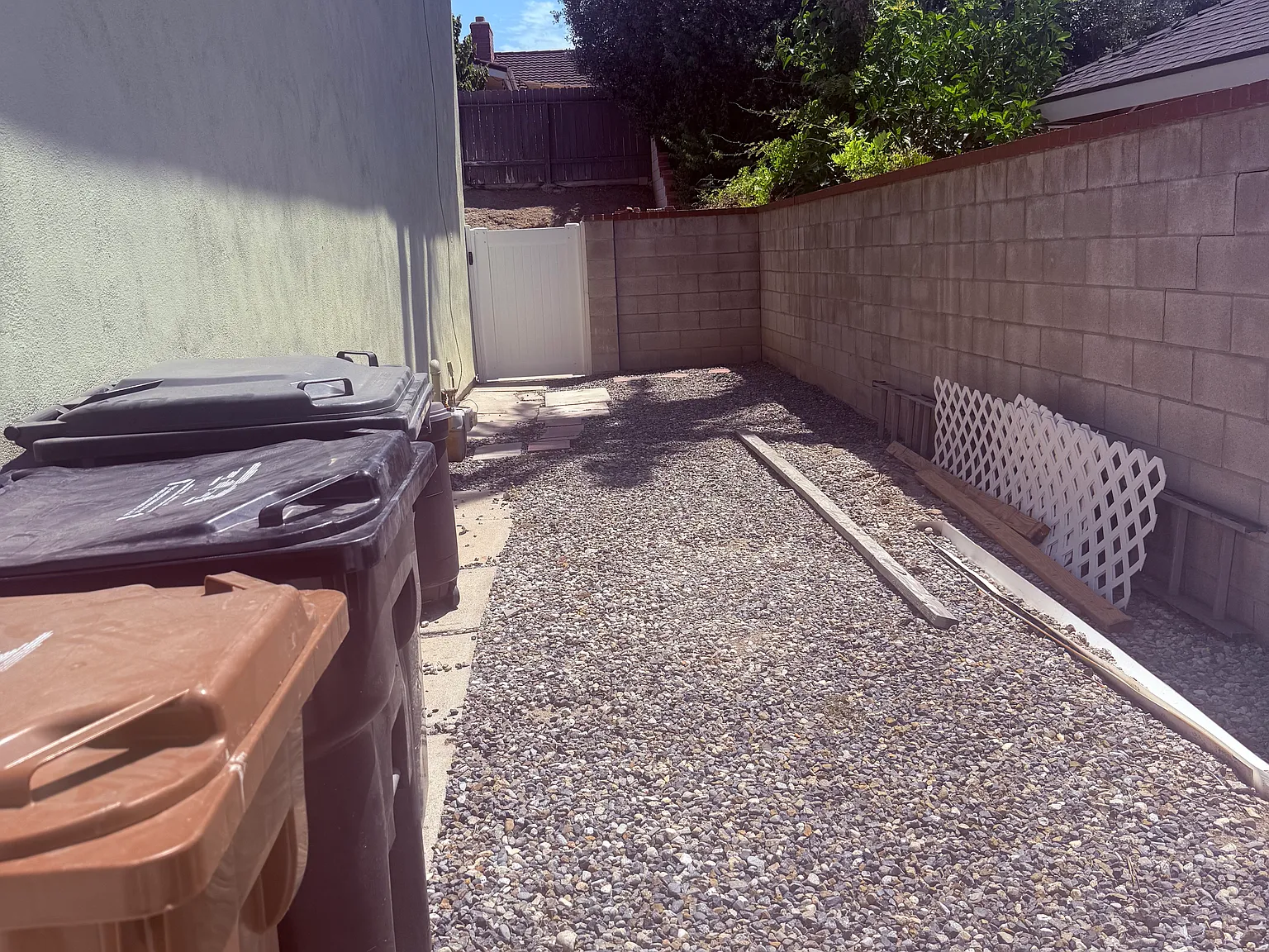 1640 Canyon Dr — Photo 2