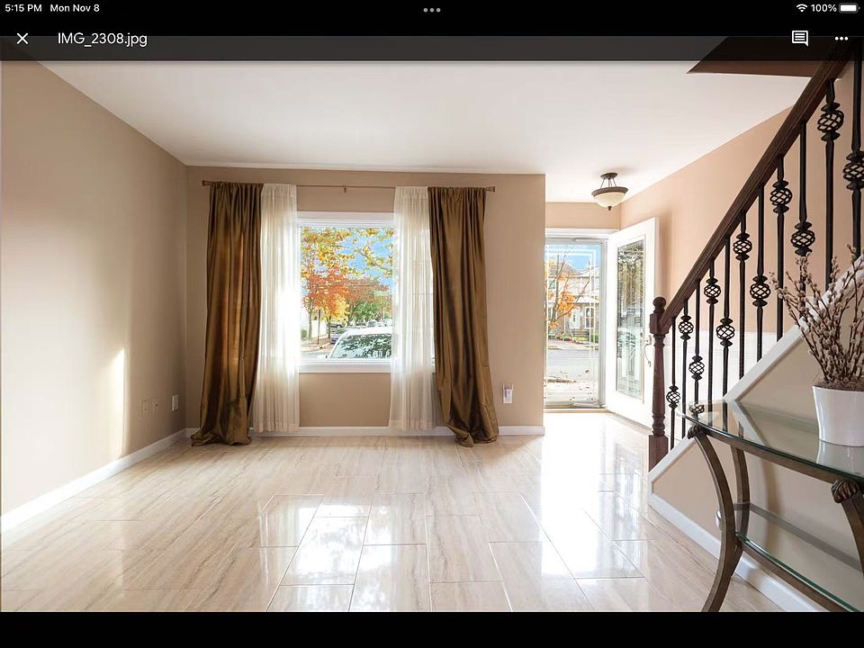 1st image of 751 Barlow Ave