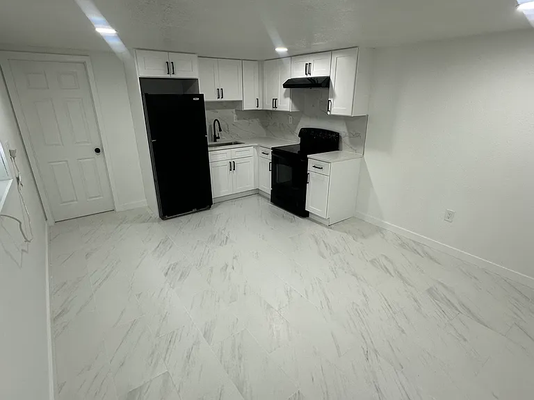 1805 Reynolds Rd #2 — Photo 4