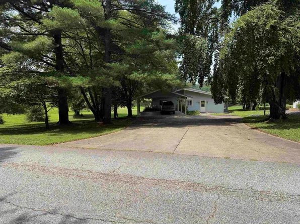742 W Holly Dr, Santa Claus, IN 47579
