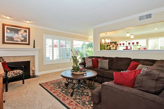 5th image of 6094 Blacklock Ct