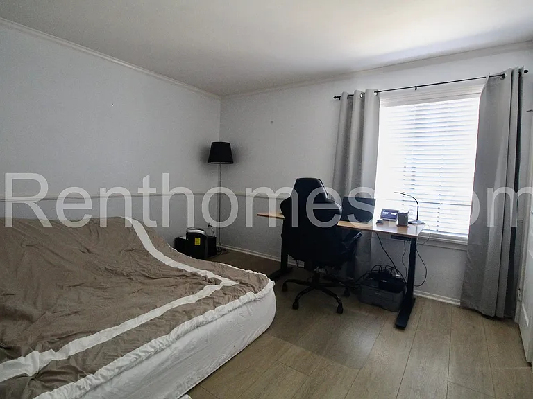 12051 Alta Carmel Ct #199 — Photo 8