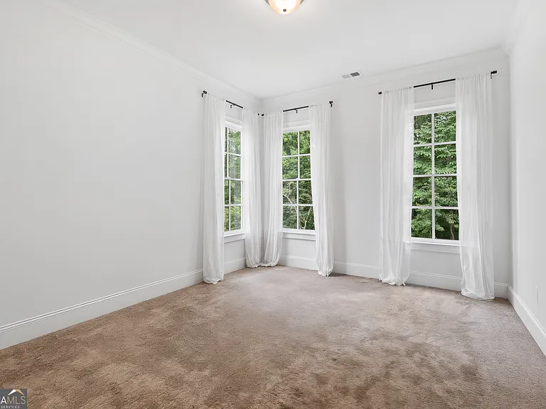 2045 Kent Ct — Photo 50