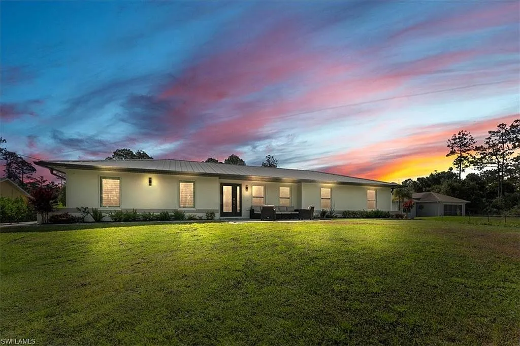 4 bed, 3.0 bath, 1800 sqft, $6,000 — Photo 2