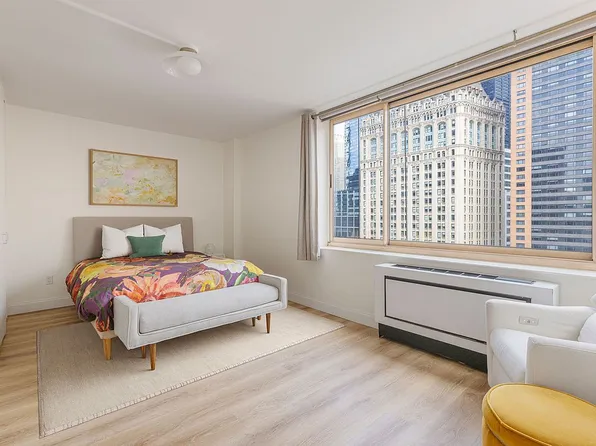 250 S End Ave APT 11E, New York, NY 10280