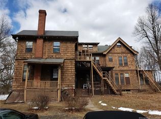 45 Wellman Rd, Manchester, CT 06040