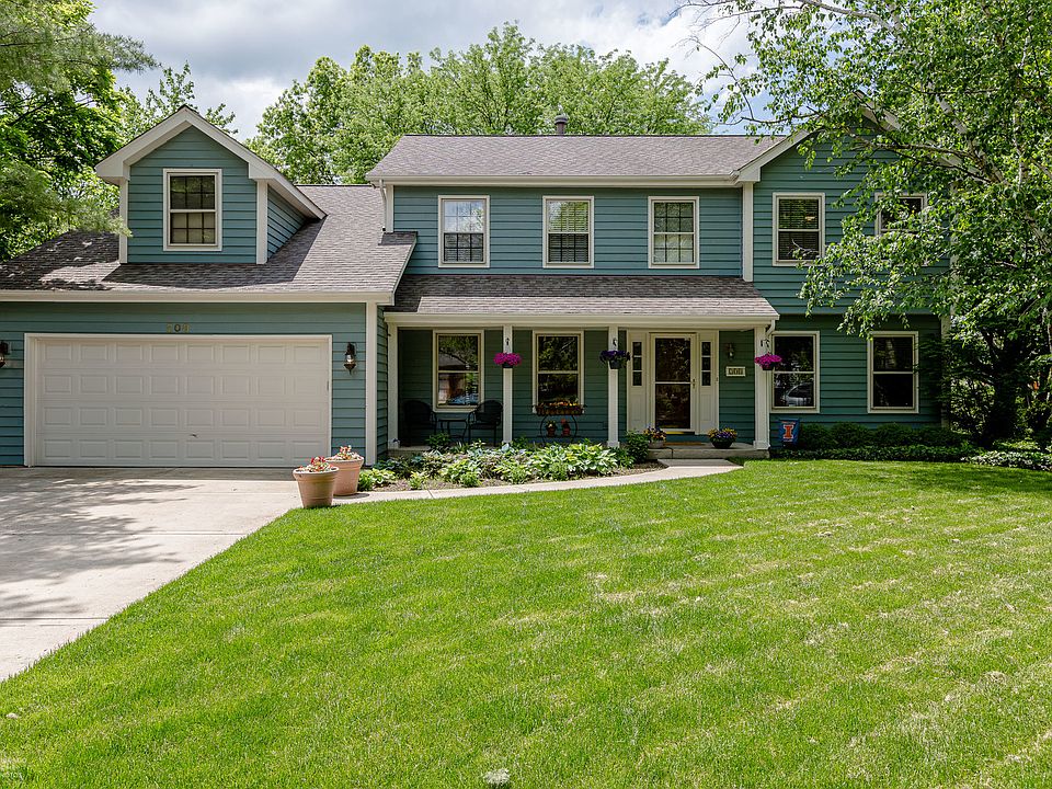 1st image of 208 Stone Creek Ct