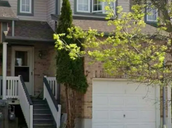312 Activa Ave, Kitchener, ON N2E 3V1
