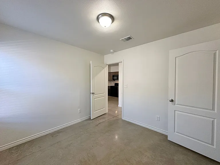 6106 Harriet Tubman Ave — Photo 16