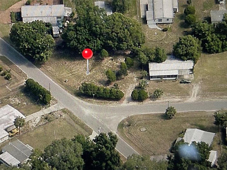 2nd image of 8845 SE 144th Ln