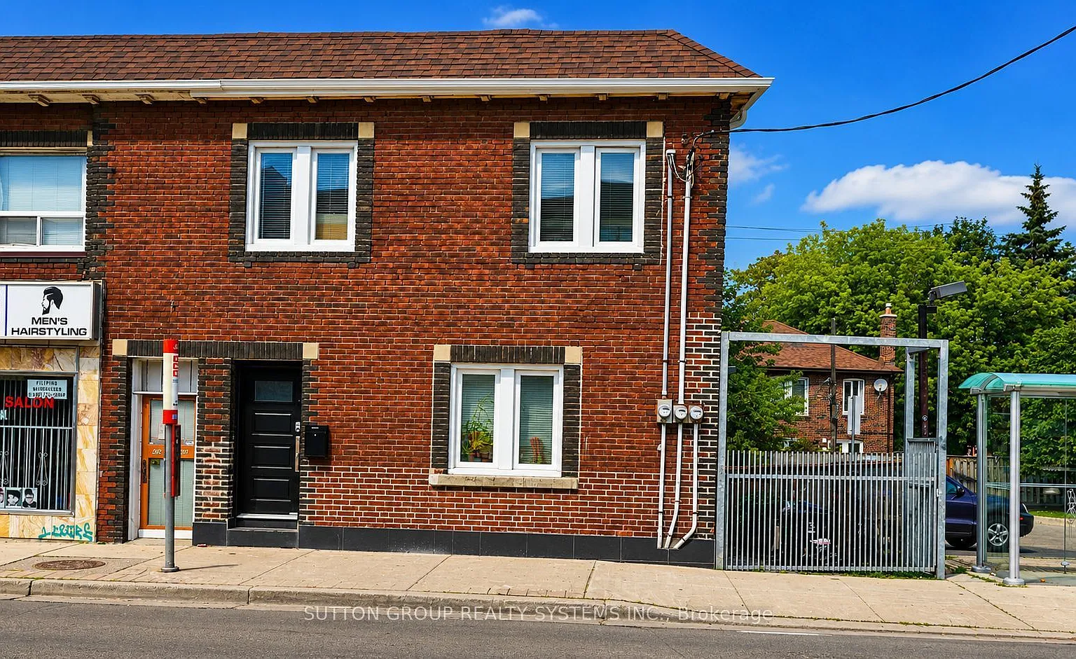 3 bed, $2,350 — Photo 1