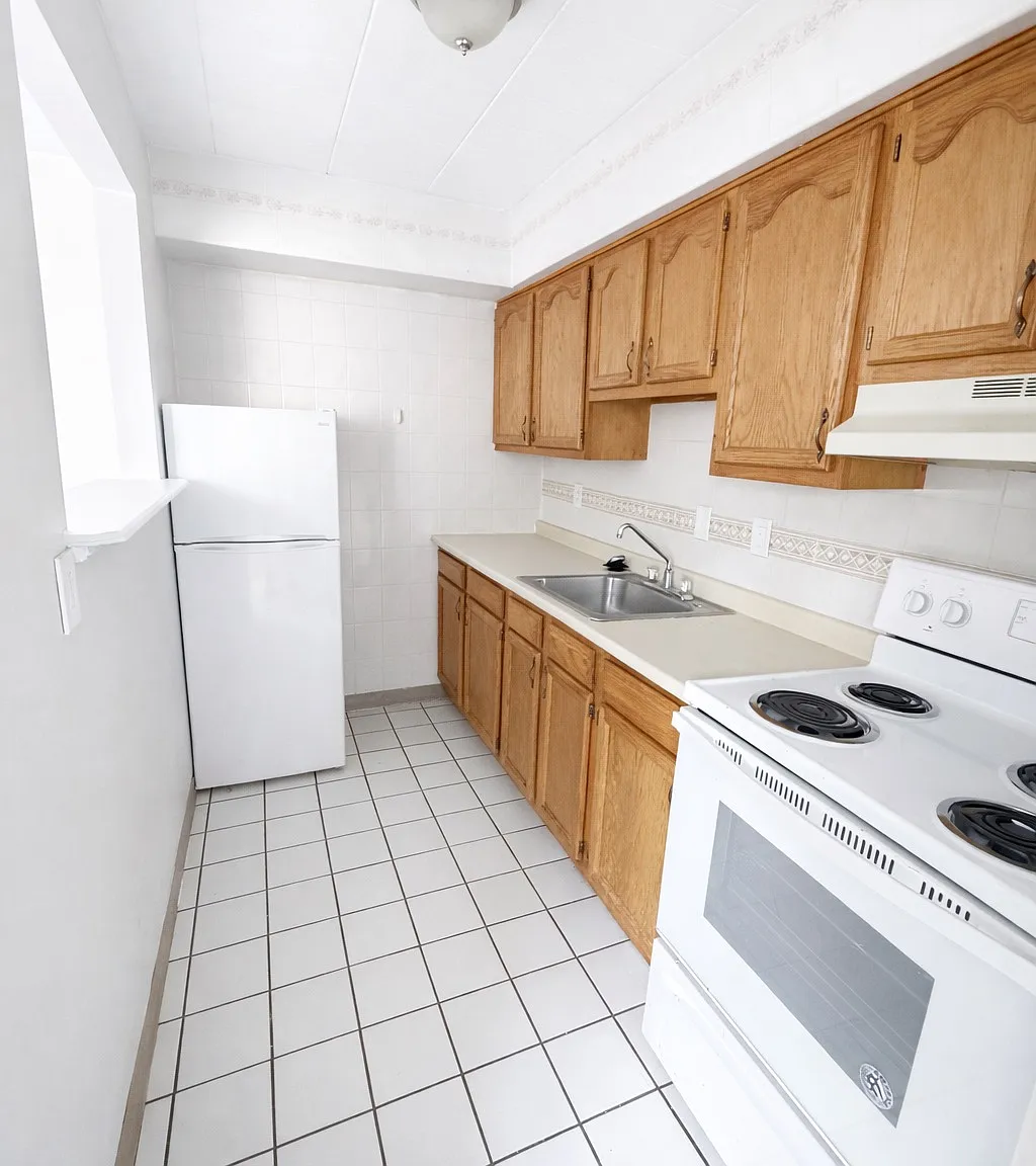 Amadell Apartments — Photo 3