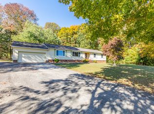 2040 Linwood Cir, Soddy Daisy, TN 37379