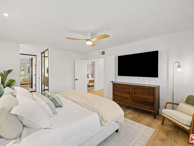 72417 Rolling Knolls Dr — Photo 12