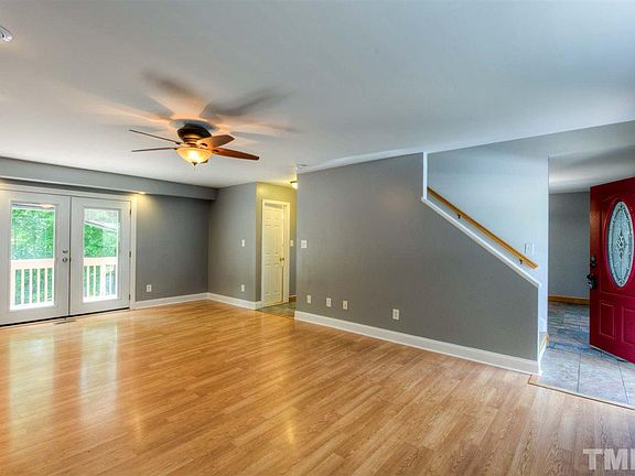 3rd image of 1111 Crown Ct